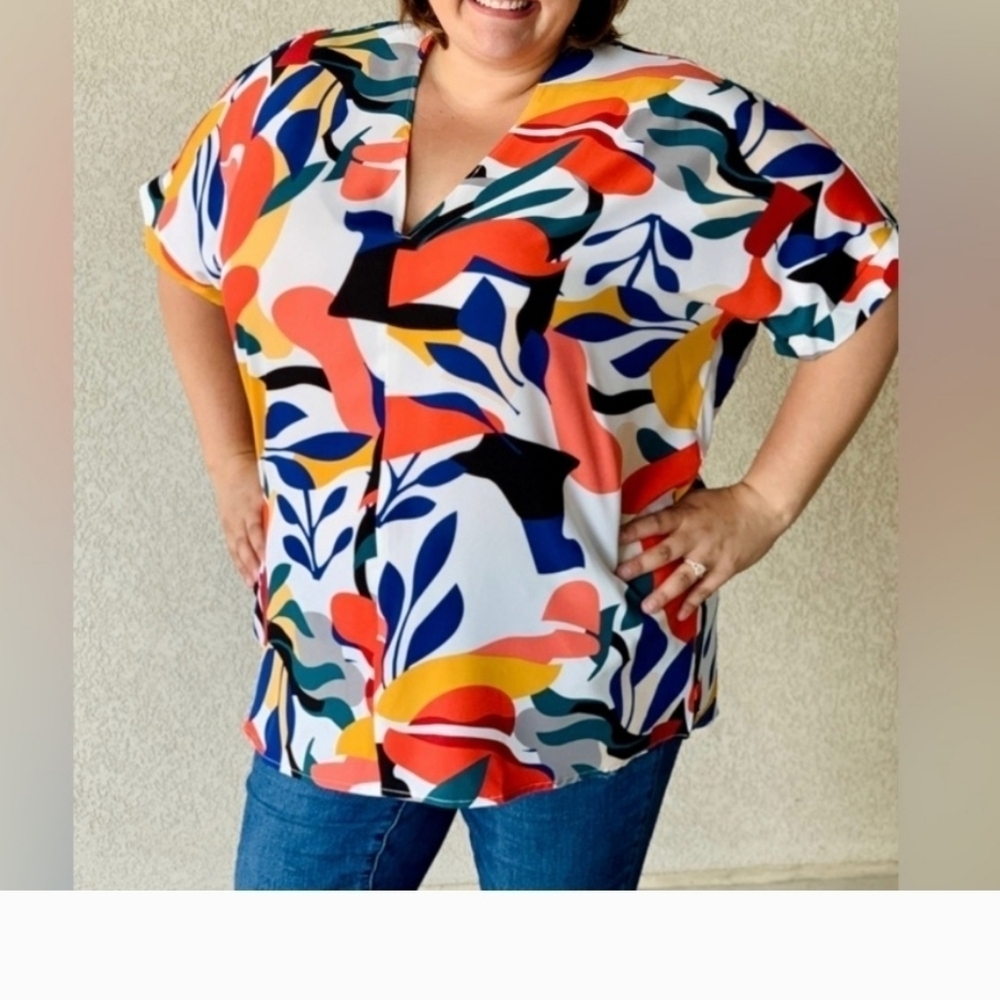 Jodifl Havana Abstract Floral Blouse Red Blue Size Small (Runs Big)